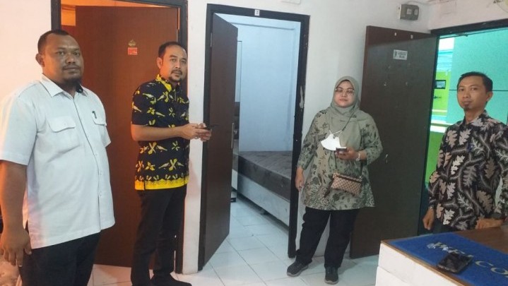 Kemenag Pusat Tinjau Sanitasi dan Kebersihan Asrama Haji Antara Riau Kemenag Pusat Tinjau Sanitasi dan Kebersihan Asrama Haji Antara Riau