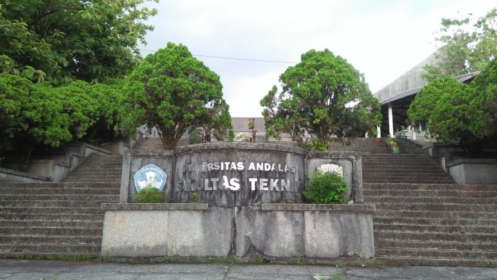 Tahun Ini Prodi Arsitektur FT Unand Terima Mahasiswa Baru Tahun Ini Prodi Arsitektur FT Unand Terima Mahasiswa Baru