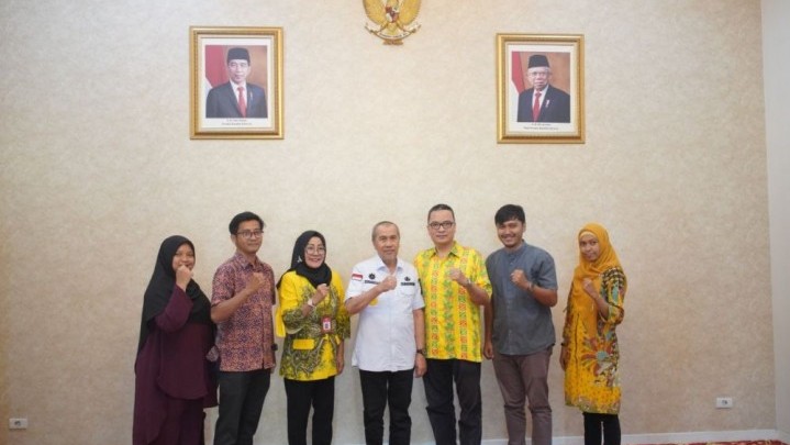 Pengangguran Anak Muda Dibahas Gubri Syamsuar dengan Pejabat Kemenpora