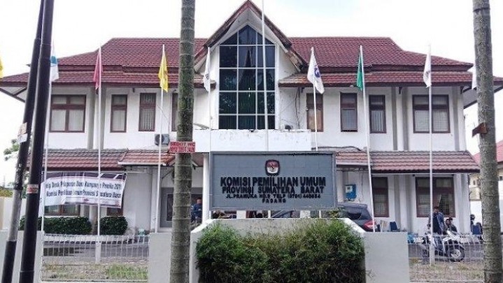 Berikut Nama-nama Anggota KPU Sumbar Terpilih