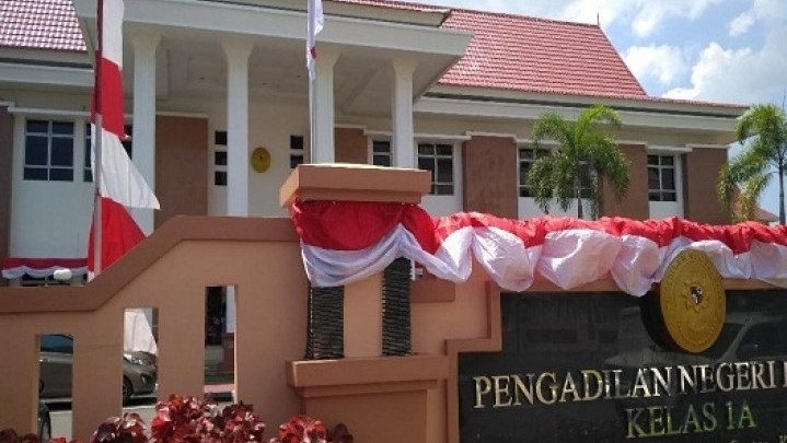 Gegara Bawa Tanaman dari Malaysia, Pedagang Bunga di Batam Dituntut 6 Bulan Penjara Gegara Bawa Tanaman dari Malaysia, Pedagang Bunga di Batam Dituntut 6 Bulan Penjara