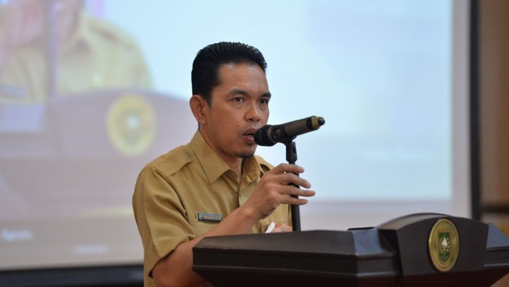 Pemprov Riau Tandatangani MoU dengan UII dan UNY Pemprov Riau Tandatangani MoU dengan UII dan UNY
