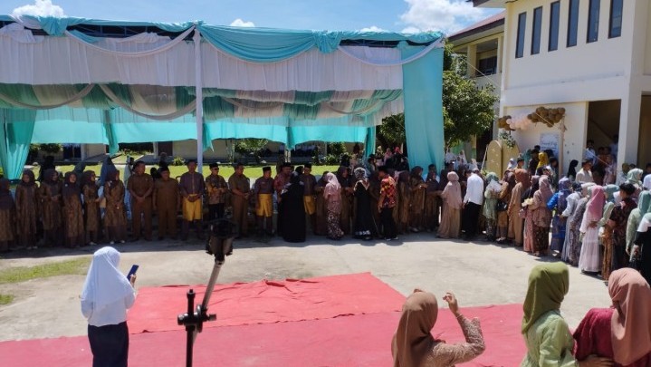 Perpisahan Siswa/i UPT SMPN 1 Tambang, Sekaligus Penyantunan Anak Yatim dan Piatu