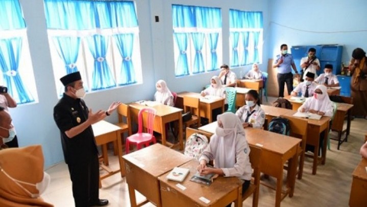 Pemko Pekanbaru Diminta Cari Lahan, Pemprov Riau akan Bangun SMA Baru Pemko Pekanbaru Diminta Cari Lahan, Pemprov Riau akan Bangun SMA Baru