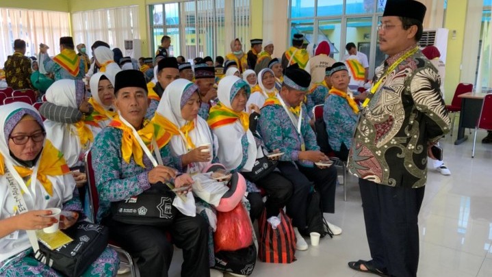 3.713 Jemaah Riau Yang Terdiri Dari 11 Kloter Sudah Berada di Madinah 3.713 Jemaah Riau Yang Terdiri Dari 11 Kloter Sudah Berada di Madinah