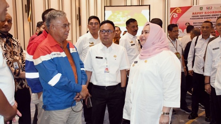 Pimpinan Perusahaan Ditemui Bupati Kasmarni, Ada Pembahasan Penting Pimpinan Perusahaan Ditemui Bupati Kasmarni, Ada Pembahasan Penting