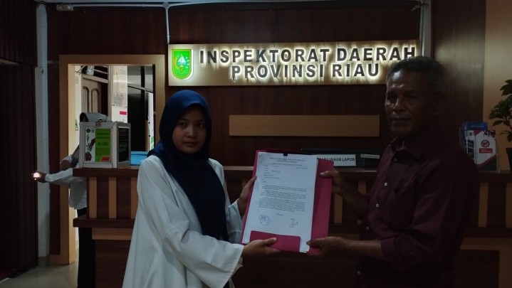 Serahkan Petisi Masyarakat ke Inspektorat Riau, Minta Kades Balam Jaya Kampar di Periksa
