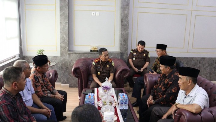 Bahas Peredaran Narkoba, Tokoh Adat Bengkalis Sambangi Kejari