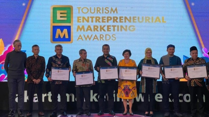 Penghargaan Tourism Entrepreneurial Recognition 2023 Diraih Festival Subayang