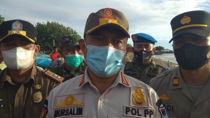 Penertiban PKL di Padang Ricuh, 3 Petugas Satpol PP Cidera Penertiban PKL di Padang Ricuh, 3 Petugas Satpol PP Cidera
