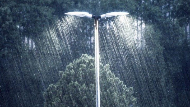 Potensi Hujan Ringan Malam Ini di Kuansing hingga Inhil