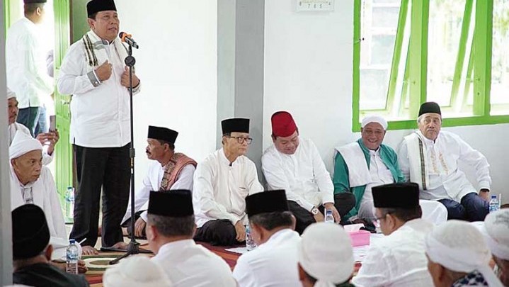 Syekh Masum Kata Bupati Sukiman Ulama Kharismatik yang Patut Diteladani Syekh Masum Kata Bupati Sukiman Ulama Kharismatik yang Patut Diteladani