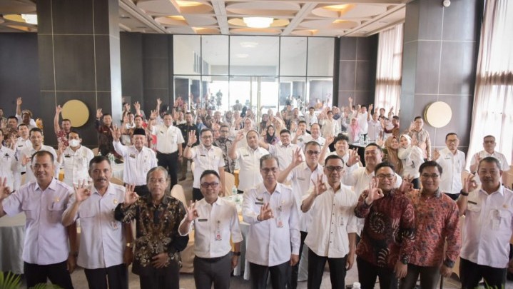 Pengadaan Barang dan Jasa Pemkab Bengkalis Prioritaskan Produk Dalam Negeri Pengadaan Barang dan Jasa Pemkab Bengkalis Prioritaskan Produk Dalam Negeri