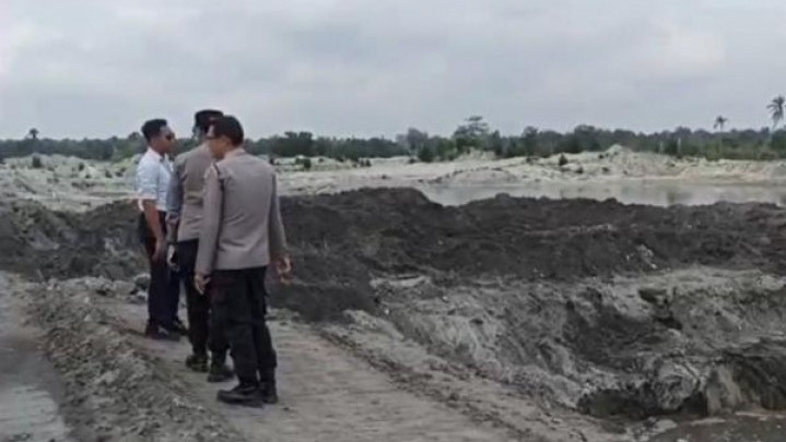 Polda Kepri Hentikan Tambang Pasir Ilegal di Galang Polda Kepri Hentikan Tambang Pasir Ilegal di Galang