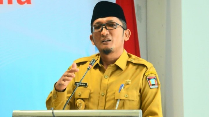 Wako Padang Boyong Seluruh Camat dan Lurah ke Makassar, DPRD: Bebani Keuangan Daerah Wako Padang Boyong Seluruh Camat dan Lurah ke Makassar, DPRD: Bebani Keuangan Daerah