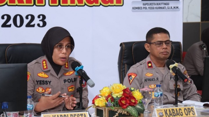 Perampok Bersenjata Api Diburu Polresta Bukittinggi Perampok Bersenjata Api Diburu Polresta Bukittinggi