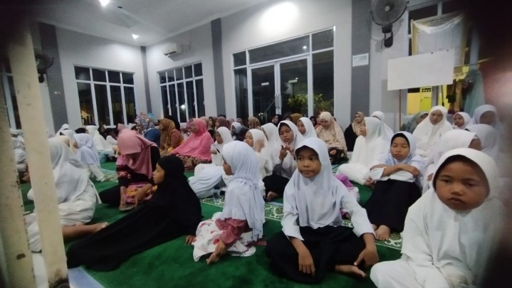Malam Pergantian Tahun Hijriyah, Perumahan Riau Sentosa Rimbo Panjang Gelar Tabligh Akbar