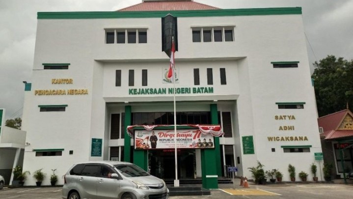 Kejari Tunggu Perbaikan Berkas Dugaan Pencabulan oleh Pegawai BP Batam Kejari Tunggu Perbaikan Berkas Dugaan Pencabulan oleh Pegawai BP Batam