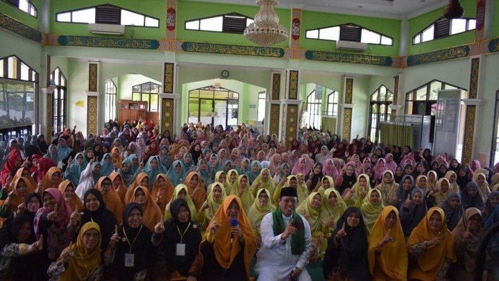 KH Muhammad Mursyid Hadiri Forsilista Sebanyak 80 Mesjid se-kota Pekanbaru KH Muhammad Mursyid Hadiri Forsilista Sebanyak 80 Mesjid se-kota Pekanbaru