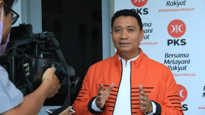 Markarius Anwar Apresiasi Kinerja Riau Petroleum atas Pengalihan PI 10% WK Rokan Disetujui Menteri ESDM Markarius Anwar Apresiasi Kinerja Riau Petroleum atas Pengalihan PI 10% WK Rokan Disetujui Menteri ESDM