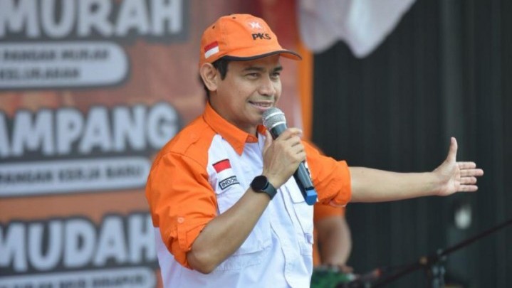 Dapil Riau 1: Hendry Munief Terus Bertahan, Panel Barus Bayangi Syamsuar