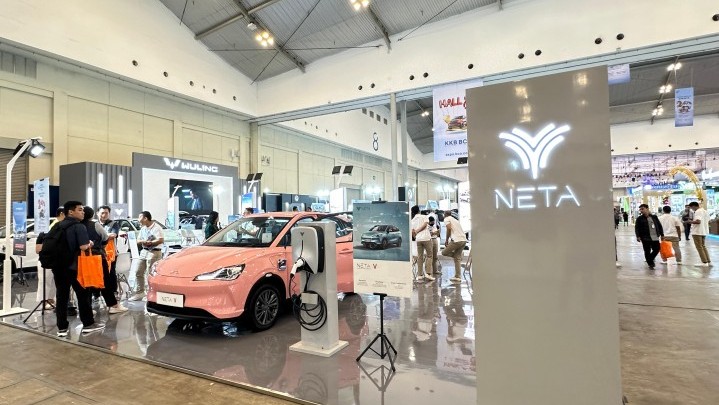 Kendaraan Listrik NETA V Tebar Promo Spesial di BCA Expoversary 2024 Kendaraan Listrik NETA V Tebar Promo Spesial di BCA Expoversary 2024