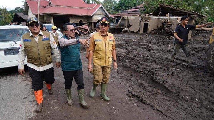 Kepala BNPB Rapat Koordnasi Dengan Kepala Daerah Se-Sumbar, Beri Arahan ini