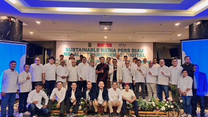 SPS Riau Gelar Bimtek, Perkuat Inovasi Media Anggota di Era Transformasi Media ke Era Digital SPS Riau Gelar Bimtek, Perkuat Inovasi Media Anggota di Era Transformasi Media ke Era Digital