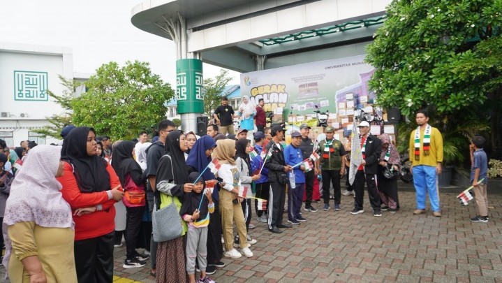 Meriahkan Milad UMRI ke-16, Ratusan Masyarakat Ikuti Gerak Jalan Sehat