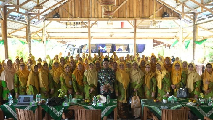 Rakerda PD Aisyiyah Pekanbaru Sukses Digelar, Amal Usaha Terus Meningkat Rakerda PD Aisyiyah Pekanbaru Sukses Digelar, Amal Usaha Terus Meningkat