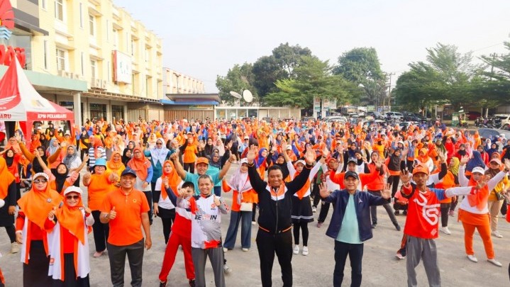 Ribuan Warga Pekanbaru Antusias Senam Bersama AMAN baik di Tenayan Raya dan Tuah Madani