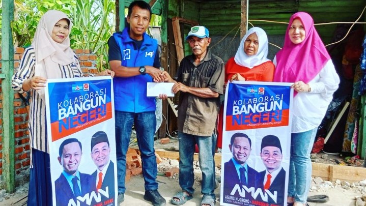 Cawako Agung Nugroho Bantu Perbaikan Rumah Zahruddin Siregar di Marpoyan Damai Cawako Agung Nugroho Bantu Perbaikan Rumah Zahruddin Siregar di Marpoyan Damai