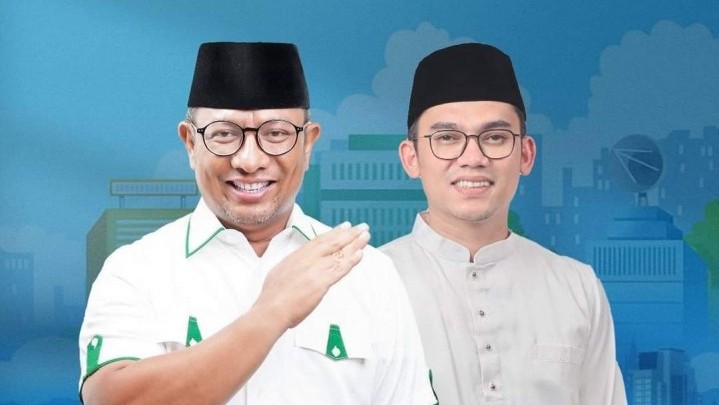 Prosesi Pendaftaran Yuyun-Edwin ke KPU Penuh Makna, Berangkat dari Makam Azis Zaenal dan Istana Kampa Prosesi Pendaftaran Yuyun-Edwin ke KPU Penuh Makna, Berangkat dari Makam Azis Zaenal dan Istana Kampa