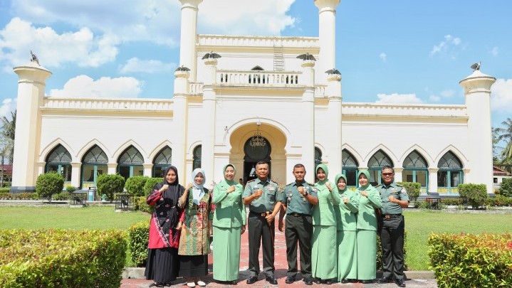 Danrem 031 Wirabima Pesan Rawat dan Jaga Peninggalan Sejarah Sultan Siak.