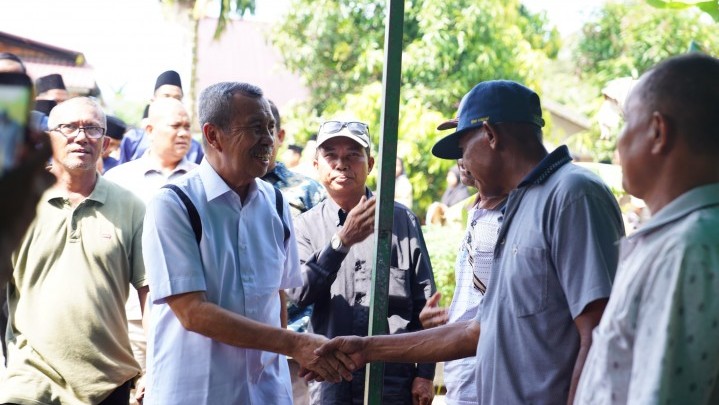 Kampanye di Bengkalis, Masyarakat Menaruh Harapan Besar kepada Cagubri Nomor Urut 3 Kampanye di Bengkalis, Masyarakat Menaruh Harapan Besar kepada Cagubri Nomor Urut 3