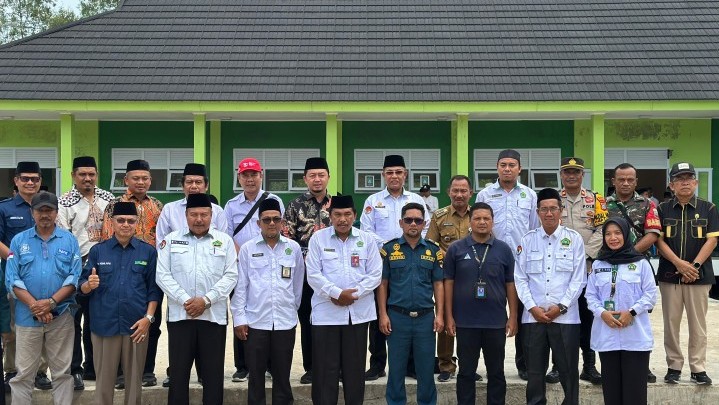 Syahrul Aidi Salurkan Dana Aspirasi Senilai Rp 46,5 Milyar untuk Bangunan Sekolah di Inhil Syahrul Aidi Salurkan Dana Aspirasi Senilai Rp 46,5 Milyar untuk Bangunan Sekolah di Inhil