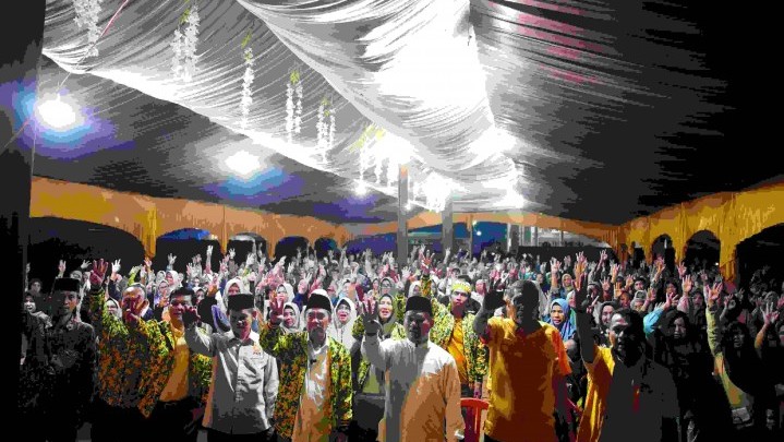 Hujan Lebat tak Halangi Ribuan Pendukung Paslon Suwai Hadiri Kampanye di Pekanbaru