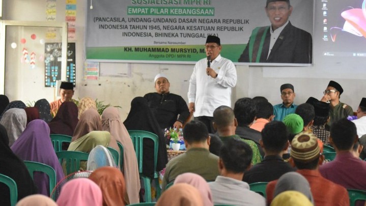 Gelar Sosialisasi Empat Pilar Perdana di Inhu, Kyai Mursyid Minta Kemajemukan Terus Dijaga Gelar Sosialisasi Empat Pilar Perdana di Inhu, Kyai Mursyid Minta Kemajemukan Terus Dijaga