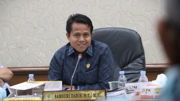 Samsuri Daris: Infrastruktur Jalan dan Jembatan di Inhil Sangat Memprihatinkan, Pemprov Riau Jangan Lepas Tangan Samsuri Daris: Infrastruktur Jalan dan Jembatan di Inhil Sangat Memprihatinkan, Pemprov Riau Jangan Lepas Tangan