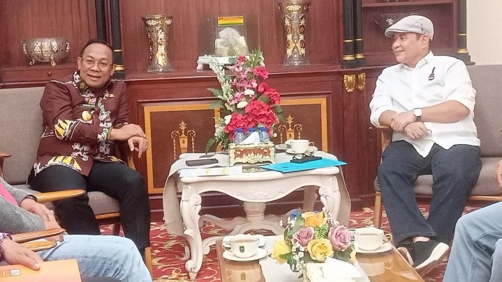 Pj. Gubri Bangga dan Dukung Penuh Perayaan HPN 2025 di Riau, Empat Menteri Dijadwalkan Hadir Pj. Gubri Bangga dan Dukung Penuh Perayaan HPN 2025 di Riau, Empat Menteri Dijadwalkan Hadir