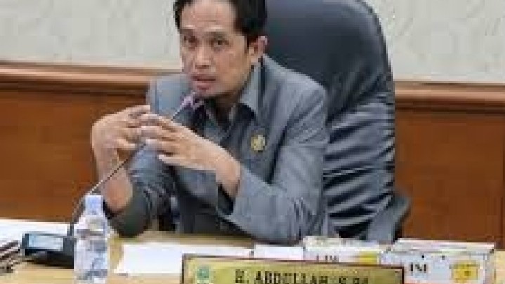 APBD Mengecil dan Tunda Bayar Menghantui, DPRD Riau Minta BUMD Tingkatkan Kontribusi PAD APBD Mengecil dan Tunda Bayar Menghantui, DPRD Riau Minta BUMD Tingkatkan Kontribusi PAD