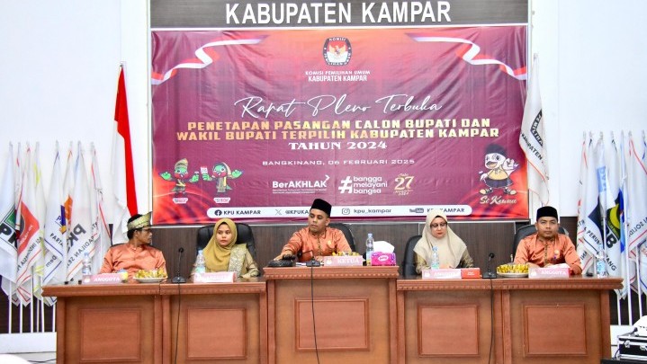Kado Hari Jadi ke 75 Kabupaten Kampar, Pleno Terbuka KPU Kampar Tetapkan Bupati/Wakil Bupati Kampar 2025-2030 Ahmad Yuzar dan Misharti. Kado Hari Jadi ke 75 Kabupaten Kampar, Pleno Terbuka KPU Kampar Tetapkan Bupati/Wakil Bupati Kampar 2025-2030 Ahmad Yuzar dan Misharti.