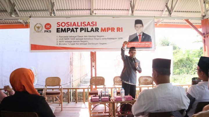 Hendry Munief Ungkap Peran Pengusaha UMKM dalam Menjaga Kebangsaan Saat Krisis Ekonomi Melanda