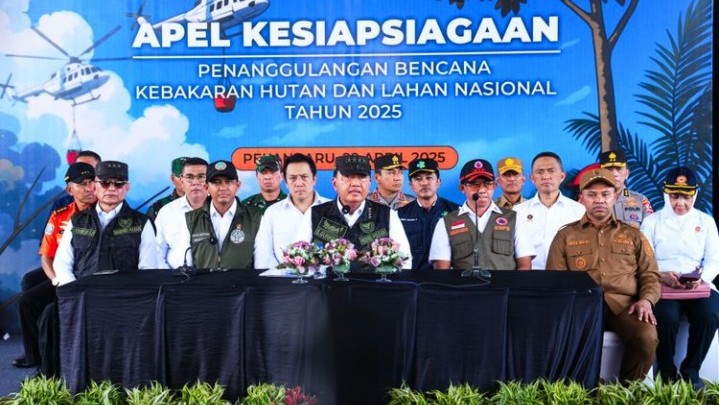 Saat Apel Kesiapsiagaan Penanganan Karhutla Nasional 2025, Ini Arahan Menhut Raja Juli Antoni