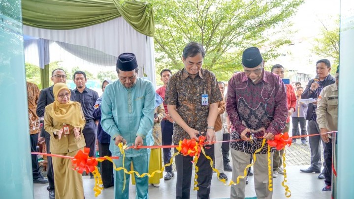 UMRI Launching Perpustakaan, Kepala BI Provinsi Riau Beri Kuliah Umum UMRI Launching Perpustakaan, Kepala BI Provinsi Riau Beri Kuliah Umum