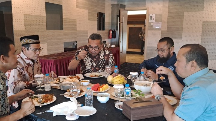 DPD ASITA Riau Bahas Trail Run 2025 Bersama Anggota DPR RI Hendry Munief dan Kemenparekraf