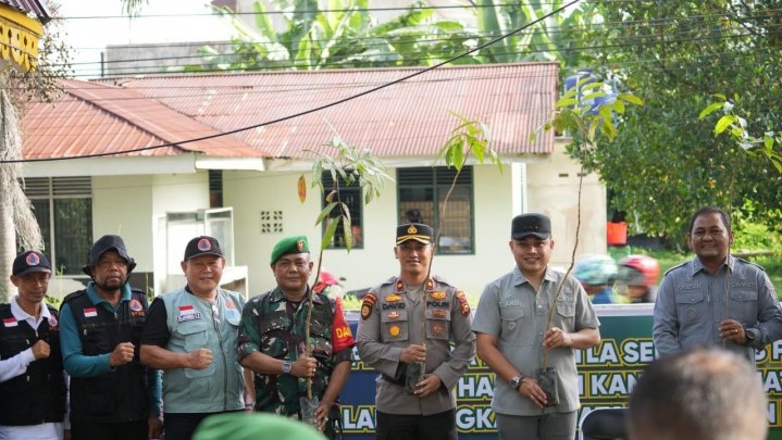 Camat Ardi Pimpin Apel Kesiapsiagaan Karhutla di Kecamatan Bukitraya