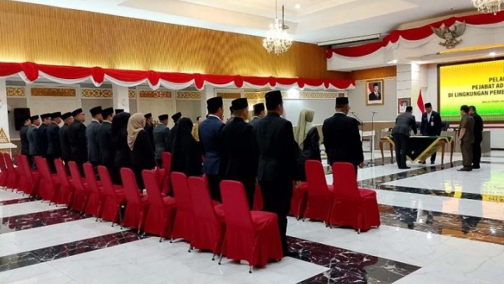 Wujudkan Visi Misi, Gubernur Riau Lantik 30 Pejabat Eselon III, Berikut Daftarnya