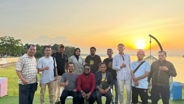 Usai Raker, PWI Kampar Promosikan Objek Wisata Danau Rusa Usai Raker, PWI Kampar Promosikan Objek Wisata Danau Rusa