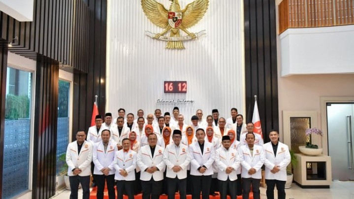 PKS Umumkan Susunan Dewan Pengurus Pusat, DR.H. Syahrul Aidi Maazat Lc. MA dari Riau Masuk Jajaran DPP periode 2025–2030 PKS Umumkan Susunan Dewan Pengurus Pusat, DR.H. Syahrul Aidi Maazat Lc. MA dari Riau Masuk Jajaran DPP periode 2025–2030